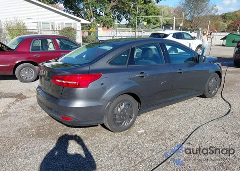 2016 Ford Focus S from USA, damaged, VIN 1FADP3E27GL380185